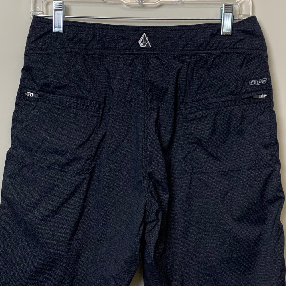 Volcom Shorts Size 28 - Picture 8 of 13